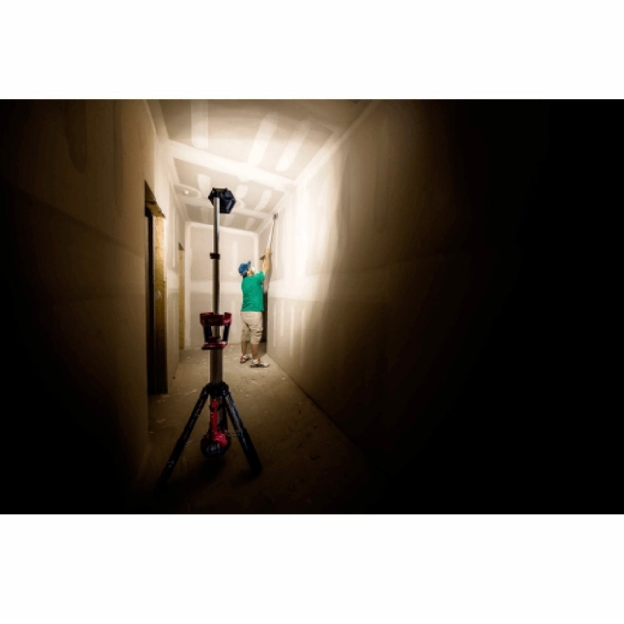 Used Milwaukee 2135-20 M18 ROCKET Tower Light/Charger Tool Only