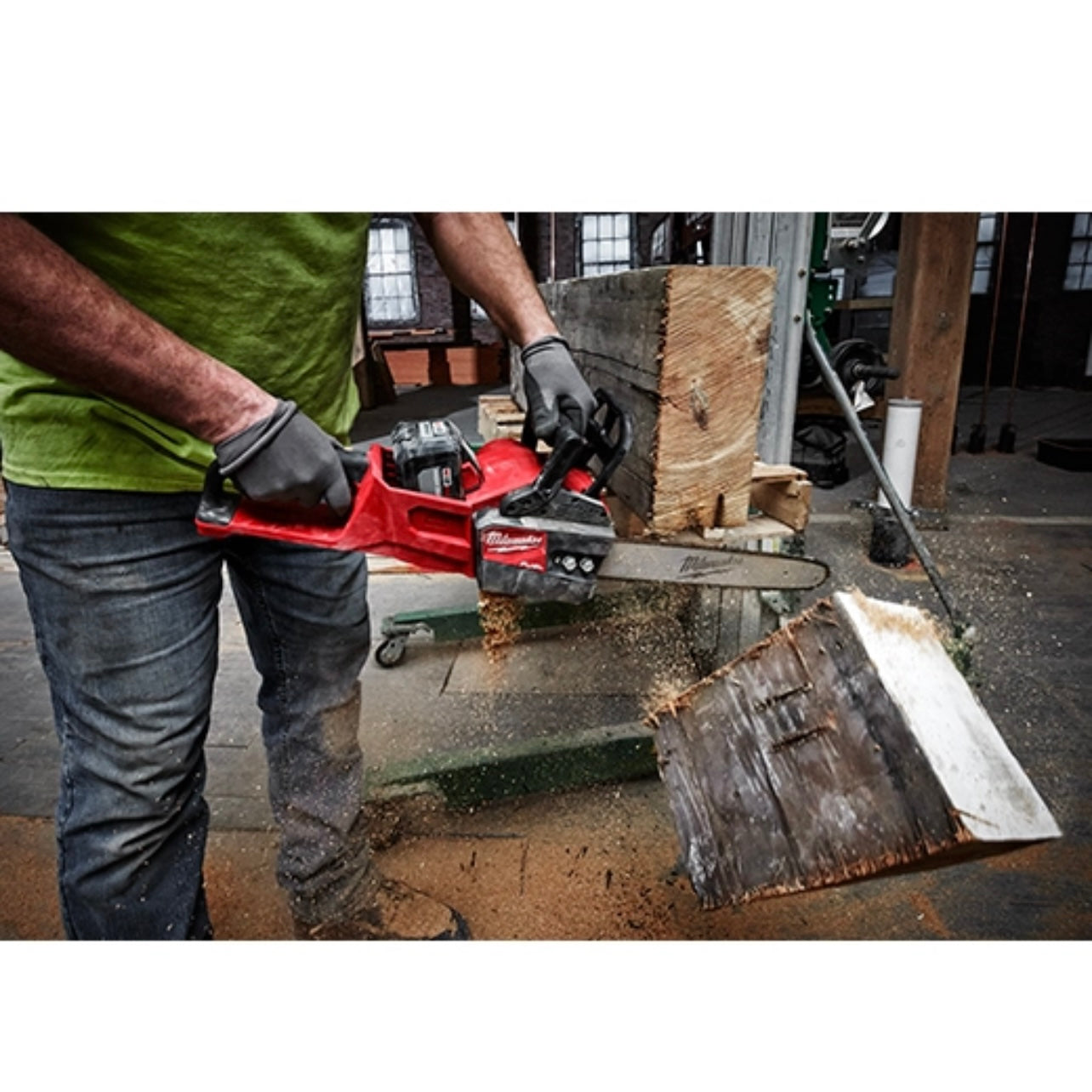 Used Milwaukee 2727-20 M18 FUEL™ 16" Chainsaw Tool-Only