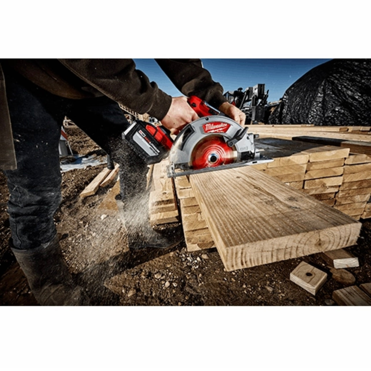 Used Milwaukee 2732-20 M18 FUEL 7-1/4" Circular Saw Tool Only